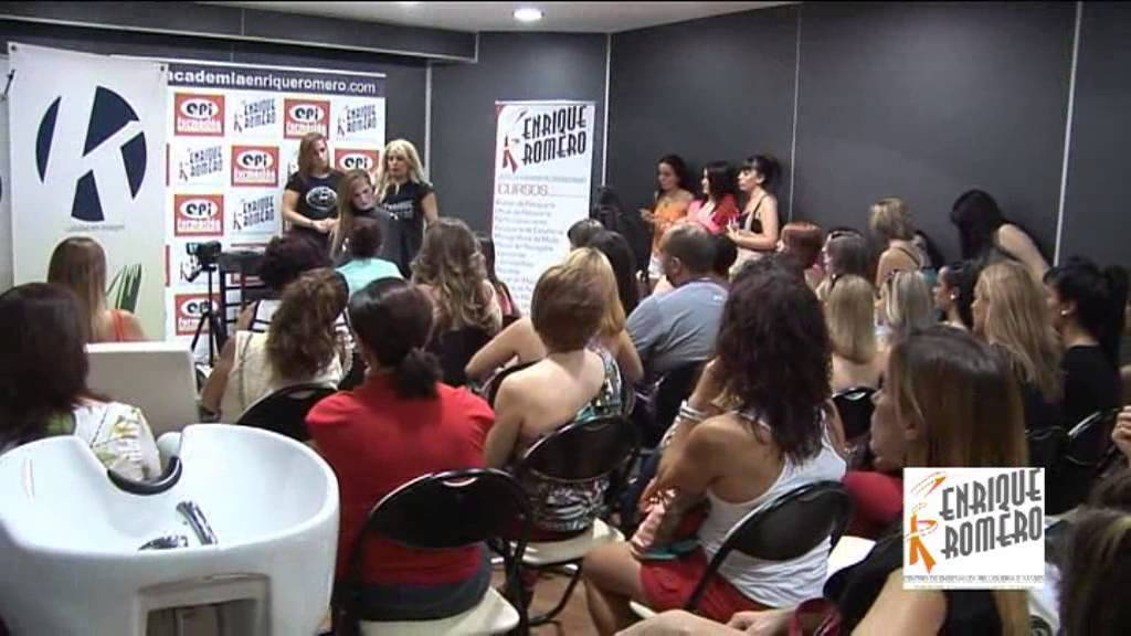 Academia de peluquería Enrique Romero Curso de Recogidos