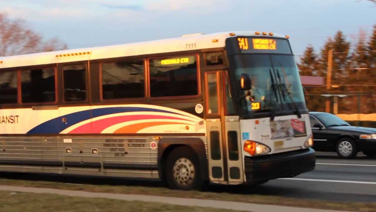 NJ TRANSIT Bus MCI D4500CT 7111 on the 64J at