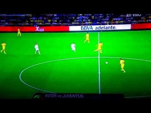 Brilliant first touch by Center Back under pressure. #Villareal