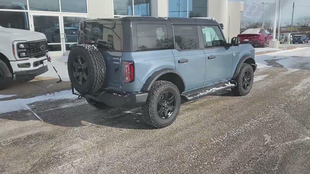 2025 Ford Bronco Outer Banks New Brighton, St. Paul, Minneapolis, Brooklyn Park, Bloomington MN