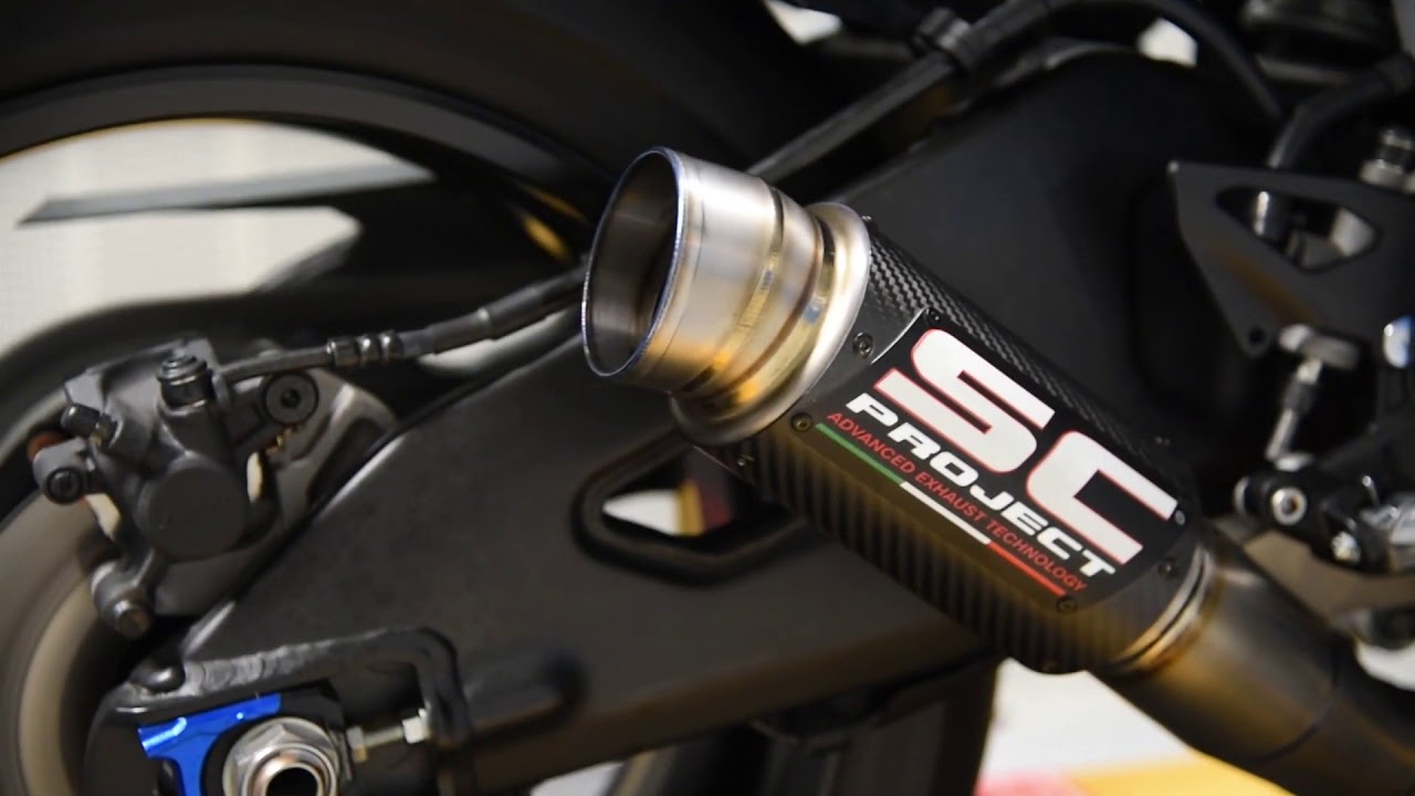 SC Project GP70-R de-cat exhaust for the Yamaha YZF-R1 - YouTube