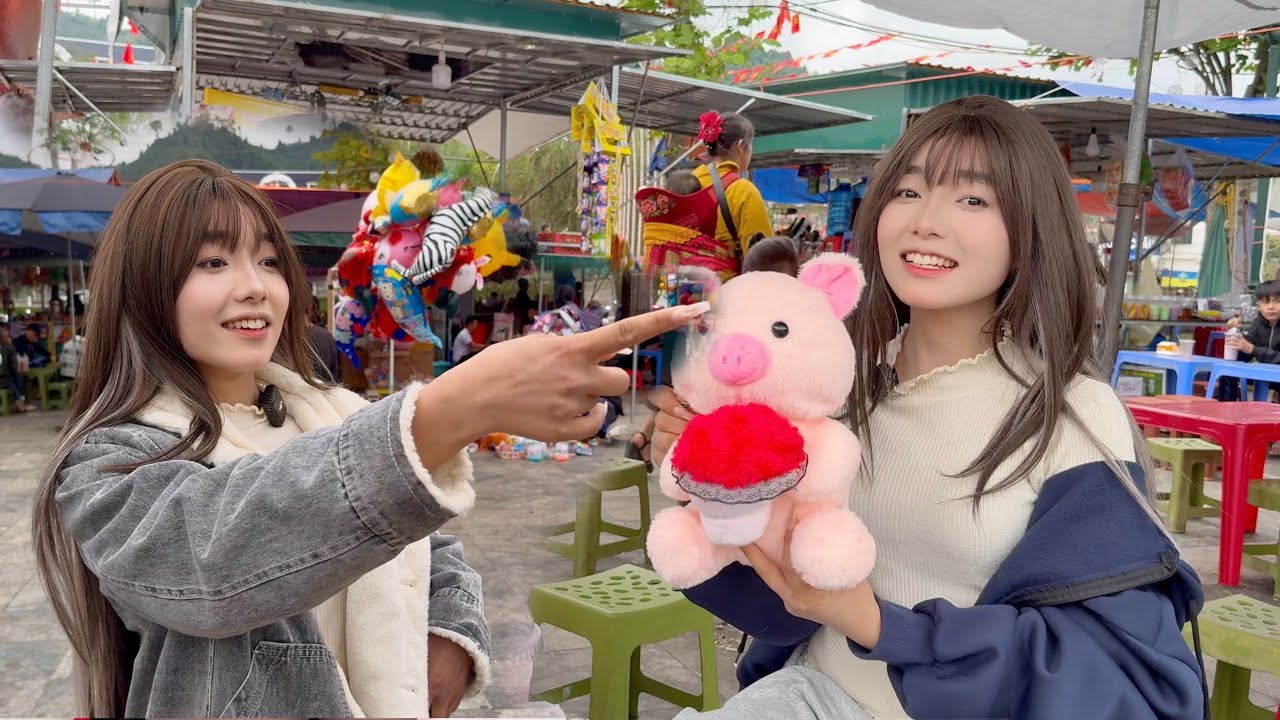 Lễ Hội Đầu Năm - Gái Xinh Thi Nhau Đi Chơi Hội, Kiếm Người Yêu