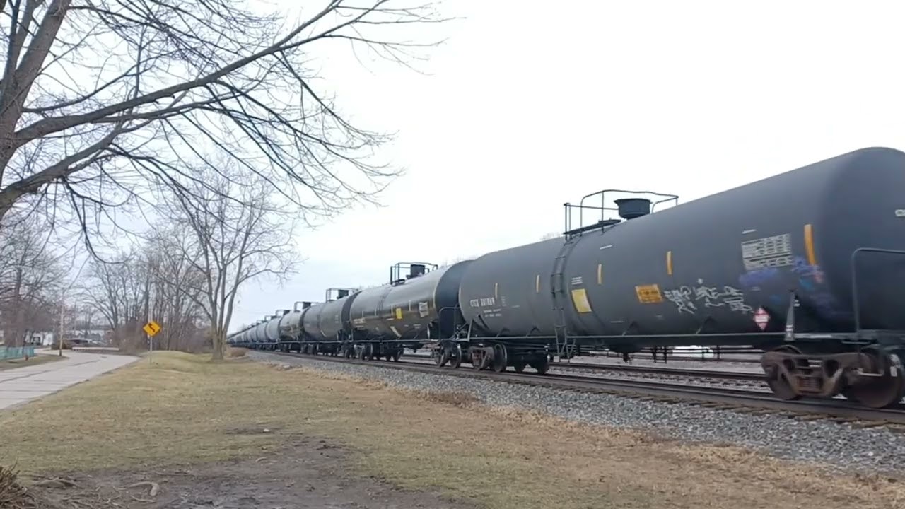 Railfanning Berea, OH 2/21/26 in the cold weather 