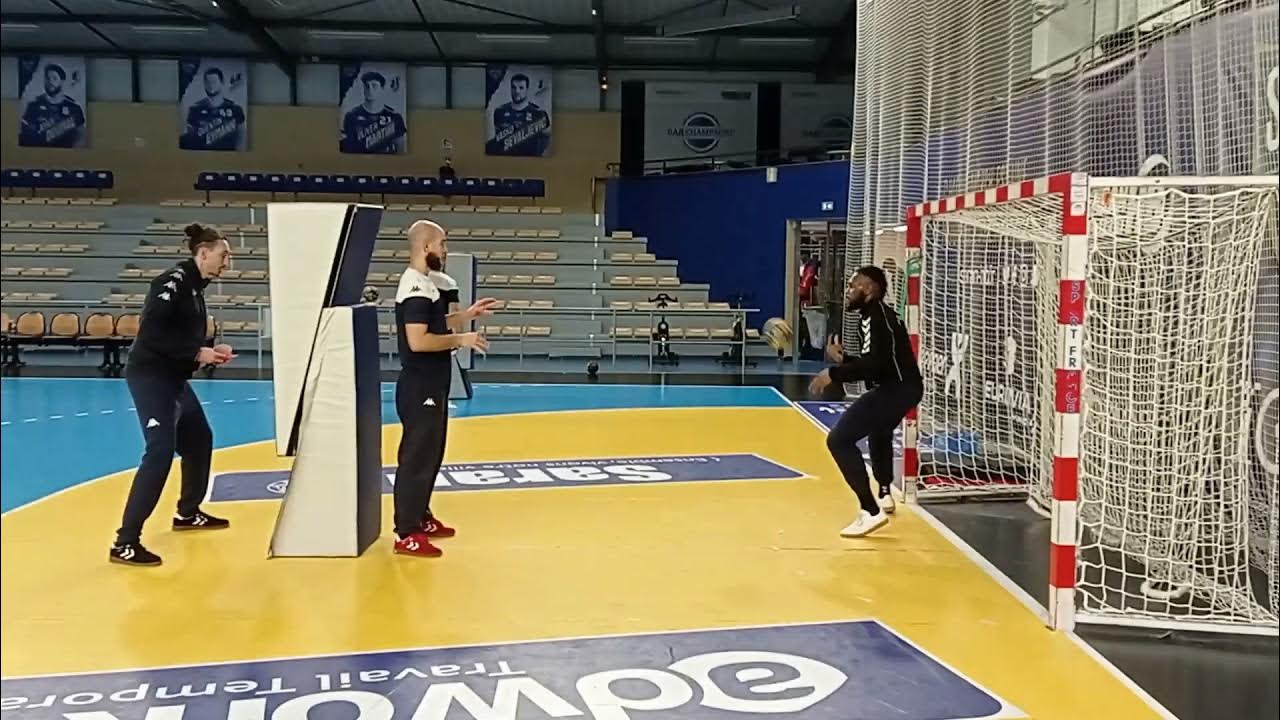 Handball GK training vitesse de réaction YouTube