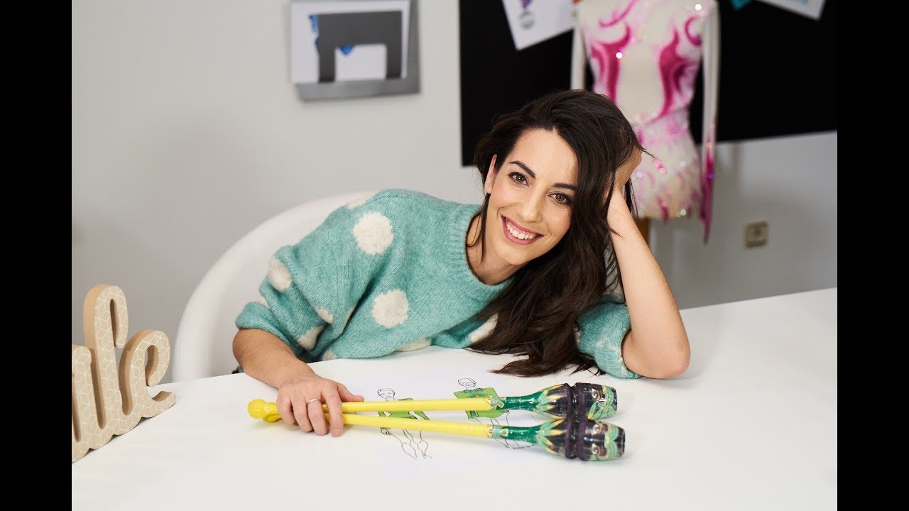 Cómo decorar tus mazas a juego con el maillot.