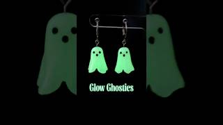 👻✨ Tiny ghosts with a little extra magic!