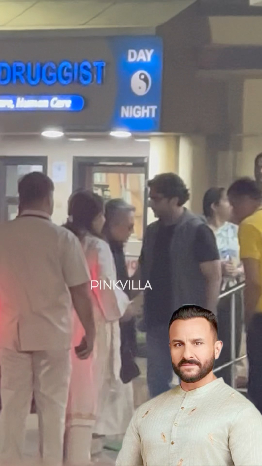 MOM Sharmila Tagore REACHES Hospital to meet Saif Ali Khan ? | #shorts #bollywood