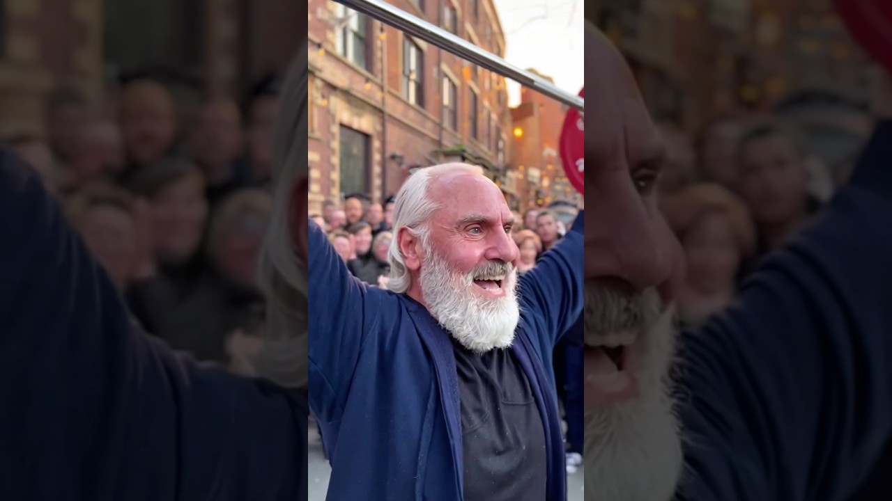 Дедушка поднимает 100 кг как профессионал! 🔥