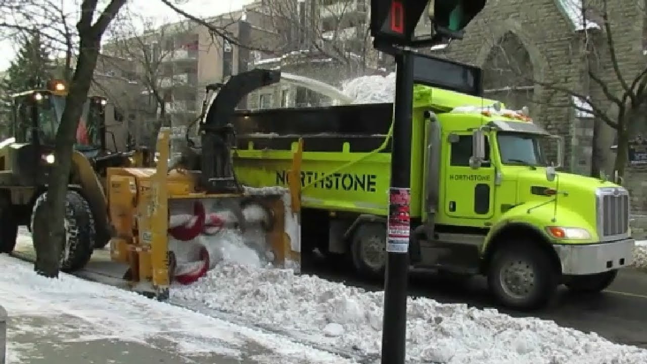 SNOW REMOVAL JOB IN MONTREAL'S ST HENRI BOROUGH 111419 YouTube