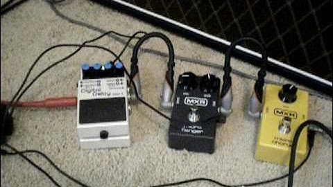 Boss DD-7 Loop Function Demo - Closer to the Heart Solo