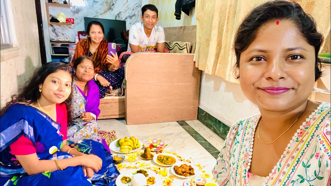 Mummy v aayiburo vat khilayi Natni ko 😍 