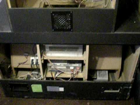 Inside a KOREAN type Dance Dance Revolution Arcade Machine DDR