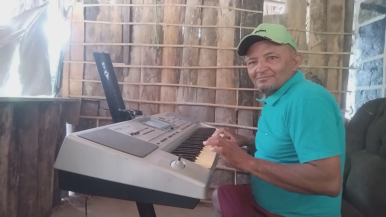 Estou animado para aprender a tocar, veja!