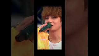 Cute tae tae 🥰🤩🤗 Sajanji ghar ayee💗💕💖 @v_tae_kworld