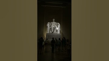 Fun Night Hike Around Washington, D.C., Notice The Reflecting Pool From Lincoln to The Monument👍🏼