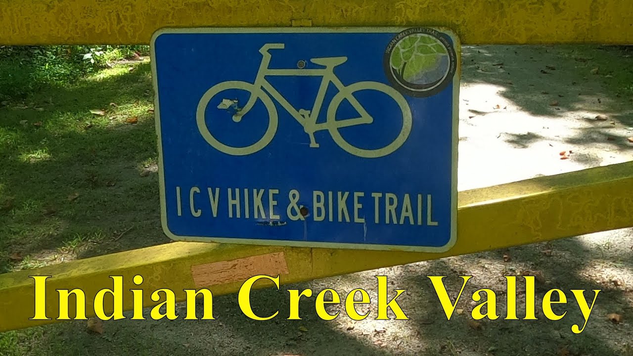 Тропа долины Индиан-Крик. Побережье Лорел-Хайлендс в Пенсильвании.