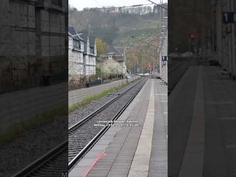ET-Br. 427/827 106/606 ● Stadler Flirt¹ "VIAS" RB91 nach Siegen Hbf. | Einfahrt: Lennest.-Meggen Bf.