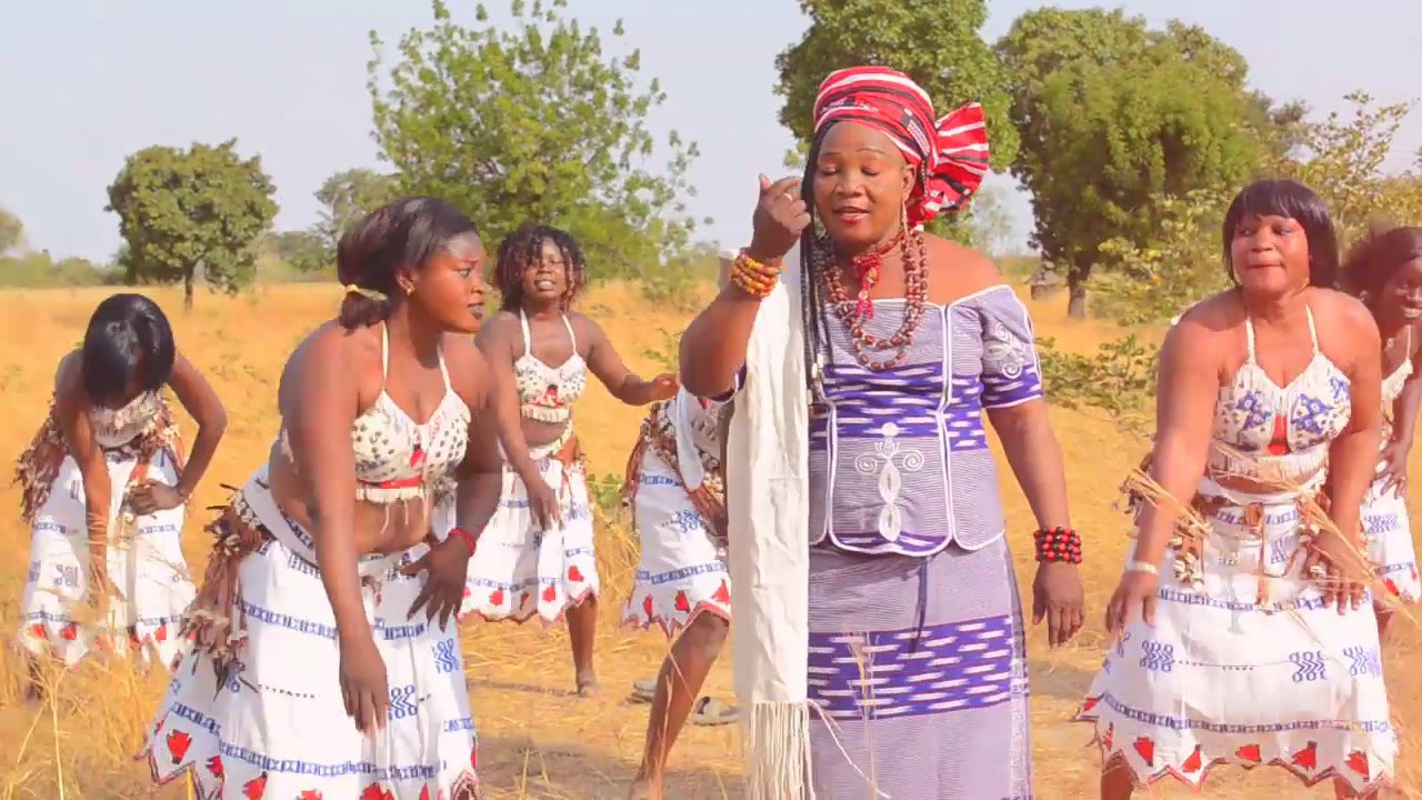 NANA BIBATA - Saagl Kamba