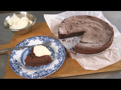 flourless-chocolate-cake---the-boy-who-bakes