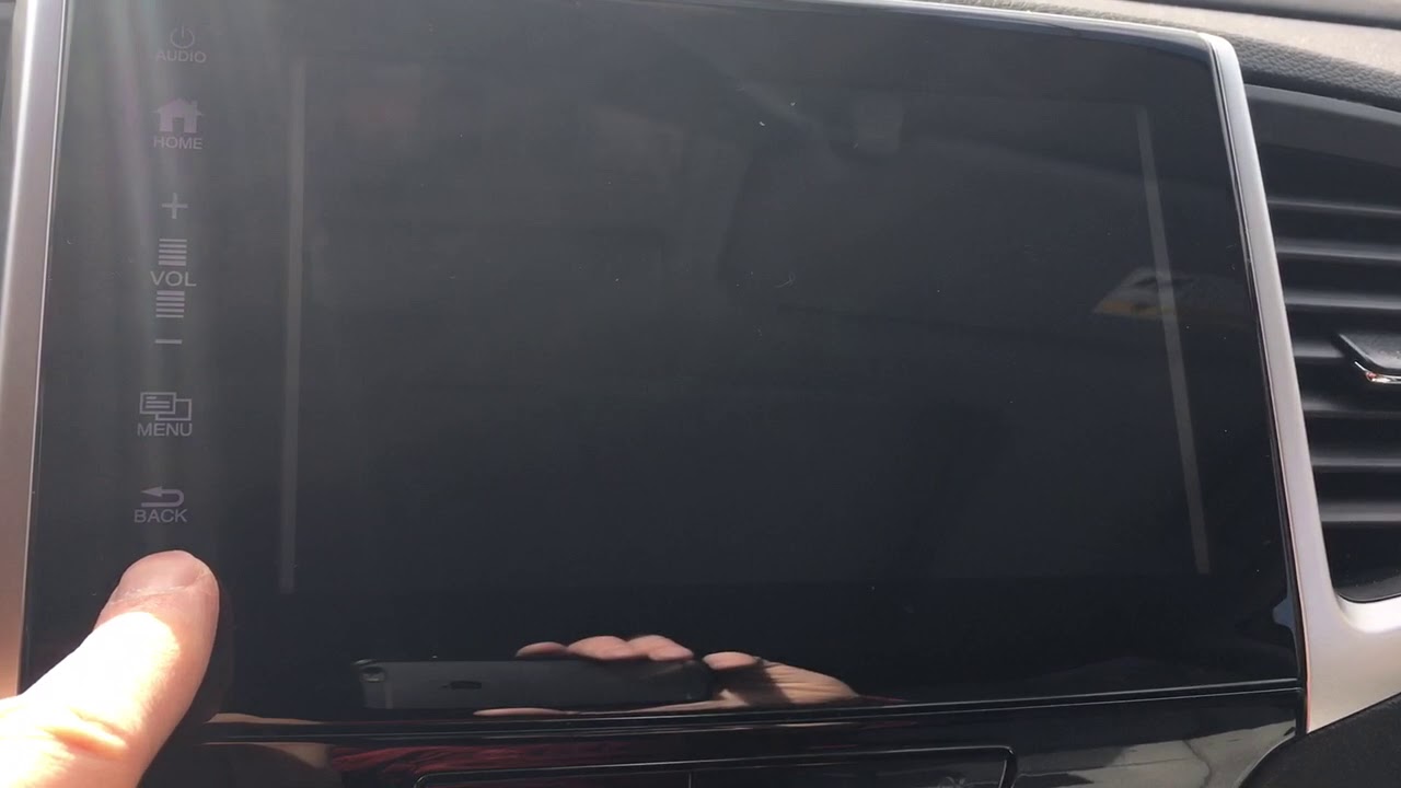 2017 Honda Pilot EXL Infotainment Screen Flickering YouTube
