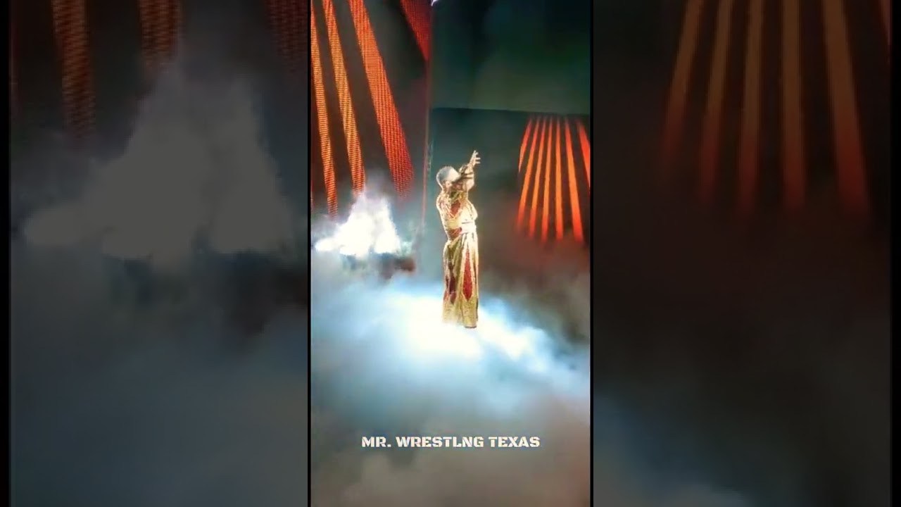 GLORIOUS! Robert Roode entrance 😍| NXT 2.0 | MWT