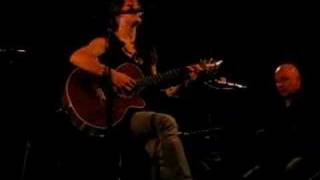 Video thumbnail of "Marie Cherrier - Le bistrot"