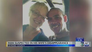 Husband suspected of wife's disappearance, shoots himself during police confrontation