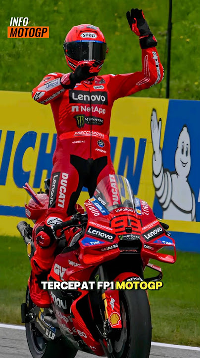 Dua motor pembalap Aprilia mengeluarkan asap. #beritamotogp #motogp #taumotogp #automobile