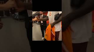 Bi Sen Mi Aşık Oldun Aa Bahtımın Karası
