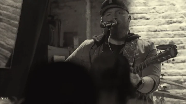 Tyler Braden - Ways to Miss You (Official Music Video)