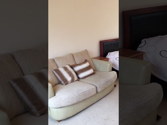 Video 1: King size room (pics 3)