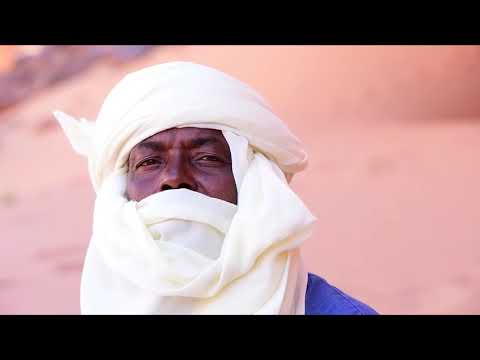 علا البشاري ورحلة في صحراء الجزائر  