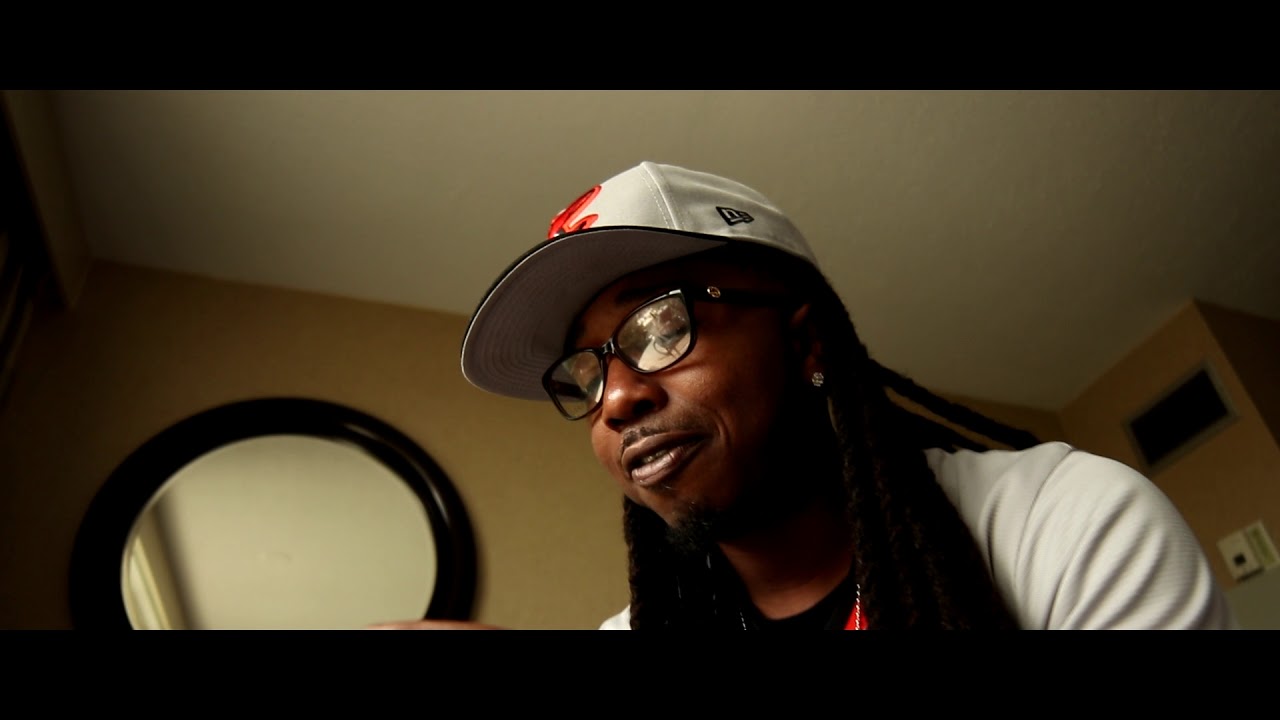 d-i-skreet-middle-fingerdirected-by-wylout-films