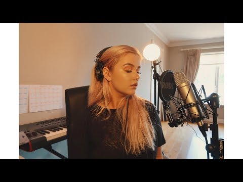 Unbreak My Heart - Toni Braxton | Cover by Aimée