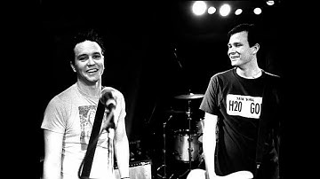 blink-182 - Blame It On My Youth