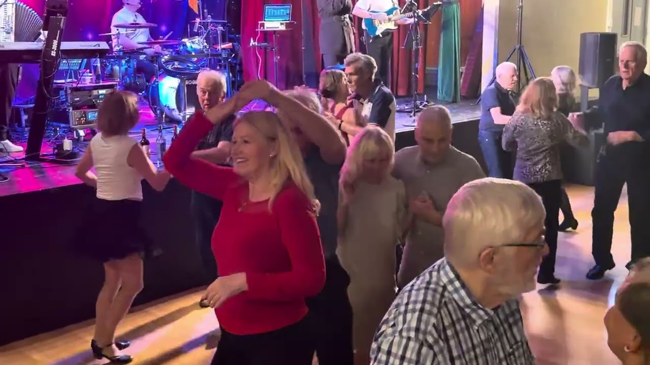 Lavendel m Brogrens på Bodil Dansing Grorud Samfunshus 28/11