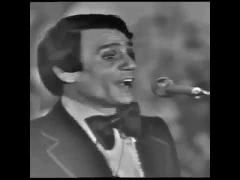 عبد الحليم حافظ عيناها سبحان المعبود 