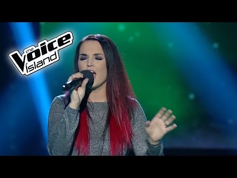 Linda Hartmanns - I Don't Want To Miss A Thing | The Voice Iceland 2016 | LIVE