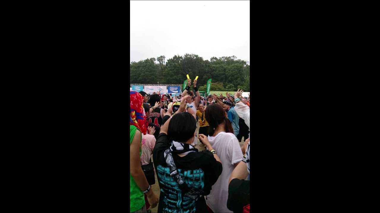 ロックフェスに乗り込んでも嘘みたいに輝くヲタ芸 人々はその勇者を一番先生と呼んだ 市況かぶ全力２階建