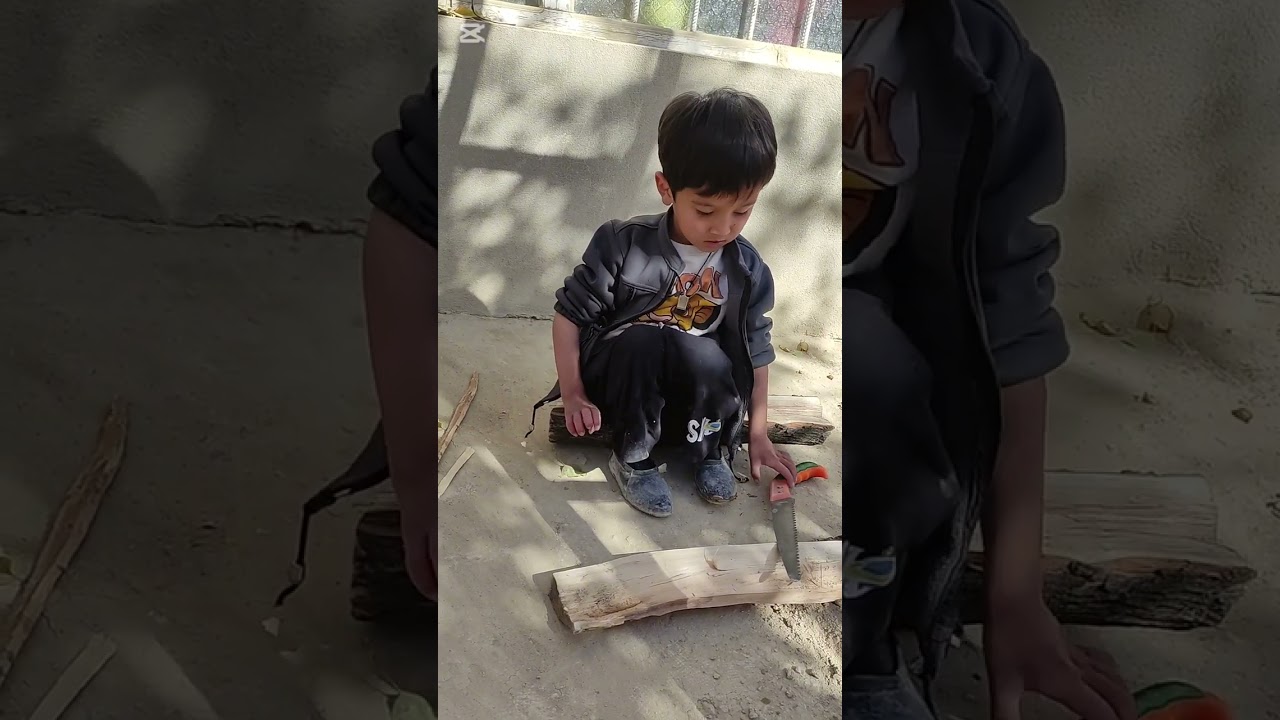 مصاحبه کوتاه با آیدین جان.                                           A short interview with Aydin