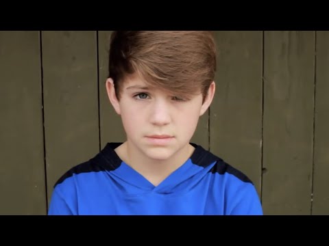 Meghan Trainor - Lips Are Movin' (MattyBRaps & Haschak Sisters Cover)