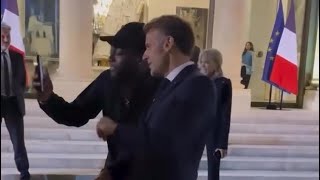 DAVIDO et le président Français Emmanuel Macron aperçu ensemble