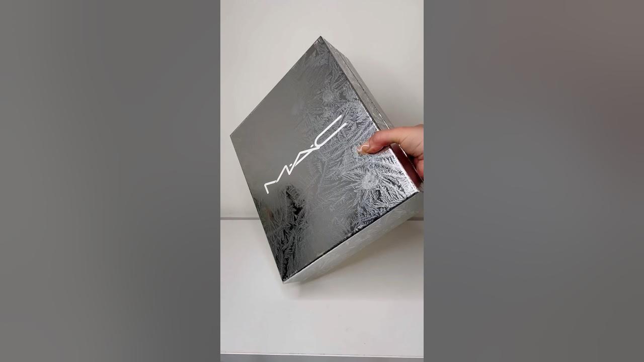 MAC Advent Calendar 2023 Unboxing maccosmetics beautyadventcalendar mac-advent-calendar-2023-unboxing-maccosmetics-beautyadventcalendar