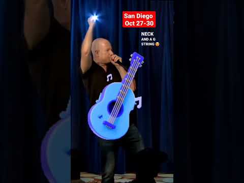 #shorts #guitar #sandiego #funnyshorts #improv #comedians #funnyvideo #comedy #standup #beatbox