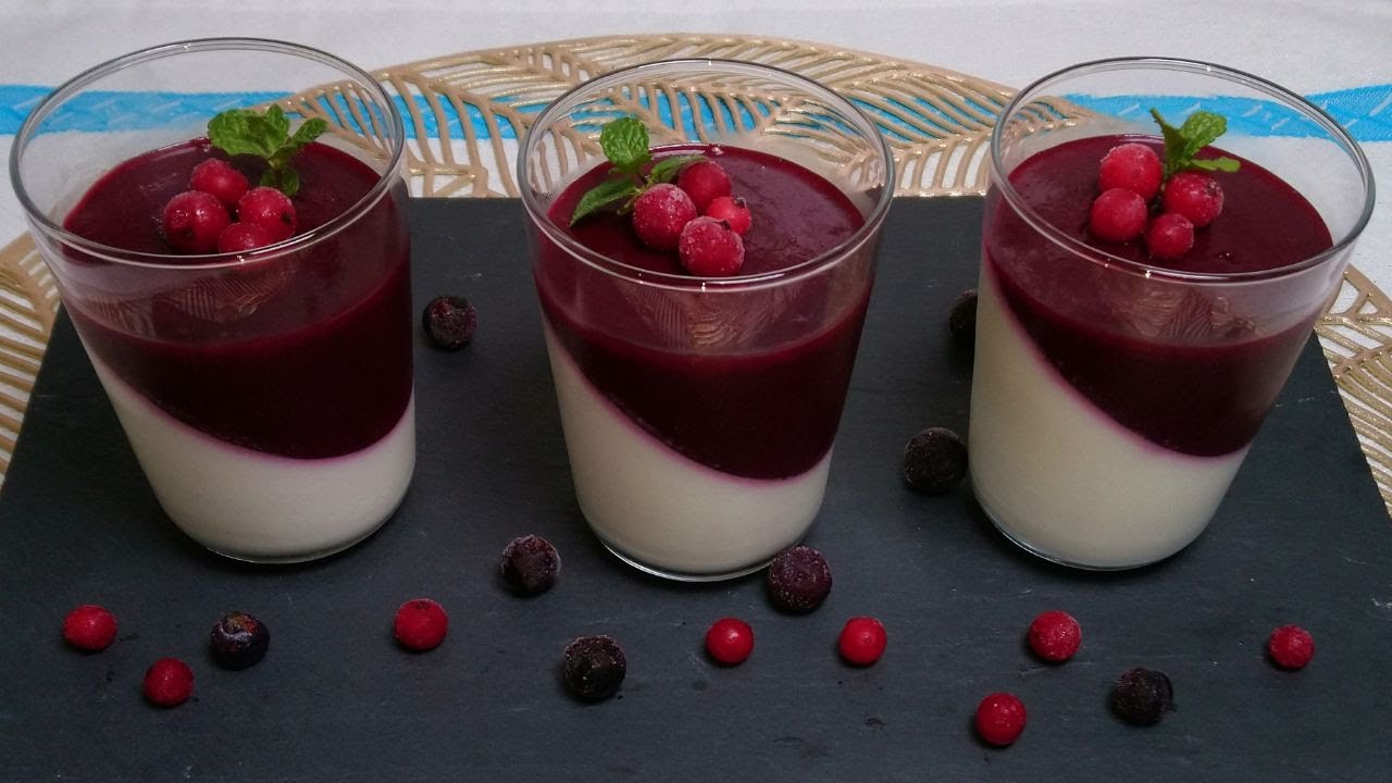 PANNA COTTA CON FRUTOS ROJOS un postre tradicional ITALIANO....