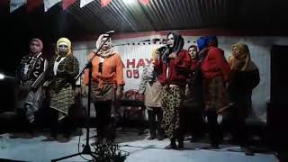 Jaran goyang sama gambang gambang suling