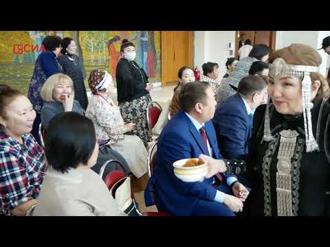Якутские мастера вручную