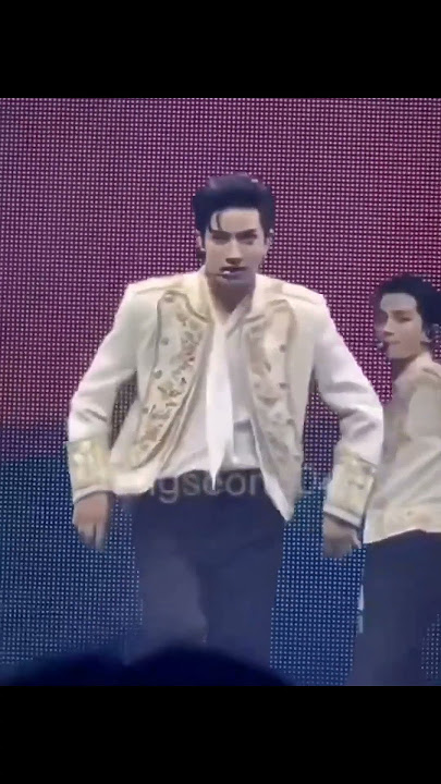 Undercut heeseung supremacy guys!! 🛐😩 #heeseung #enhypen #shorts #fypシ゚