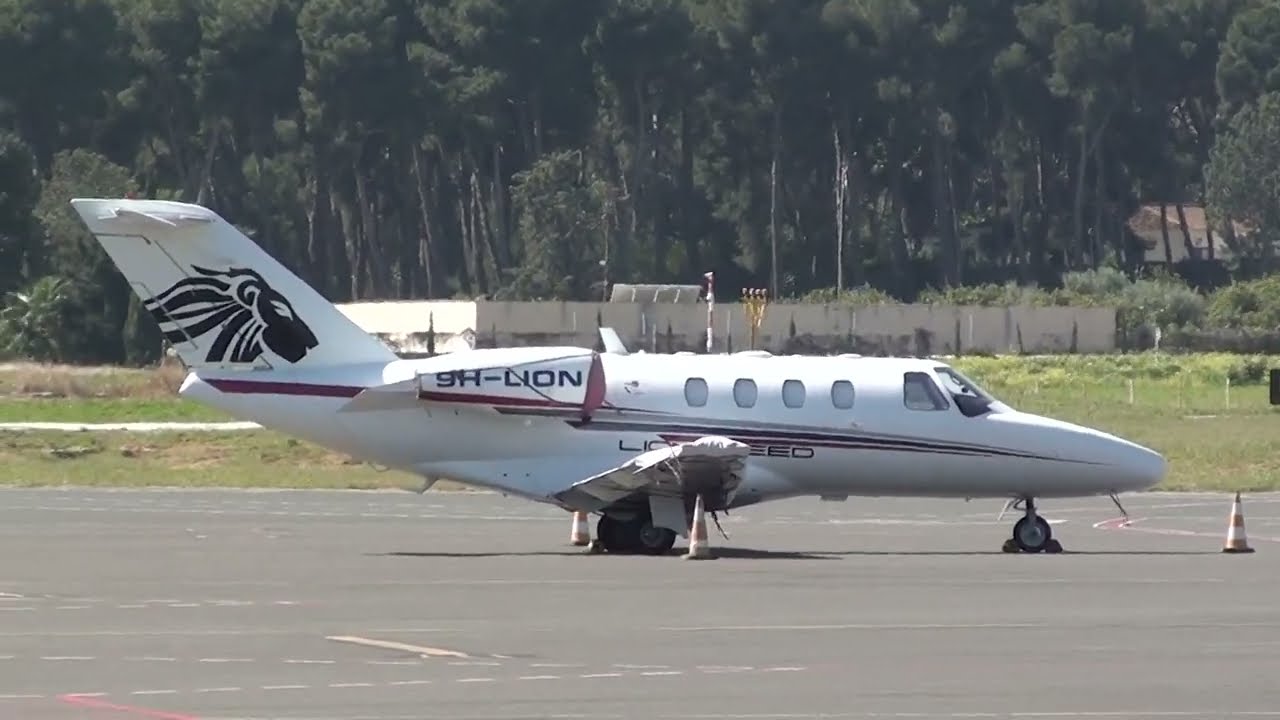 Private Cessna 525 CitationJet 1+ 9H-LION at Malaga LEMG - YouTube