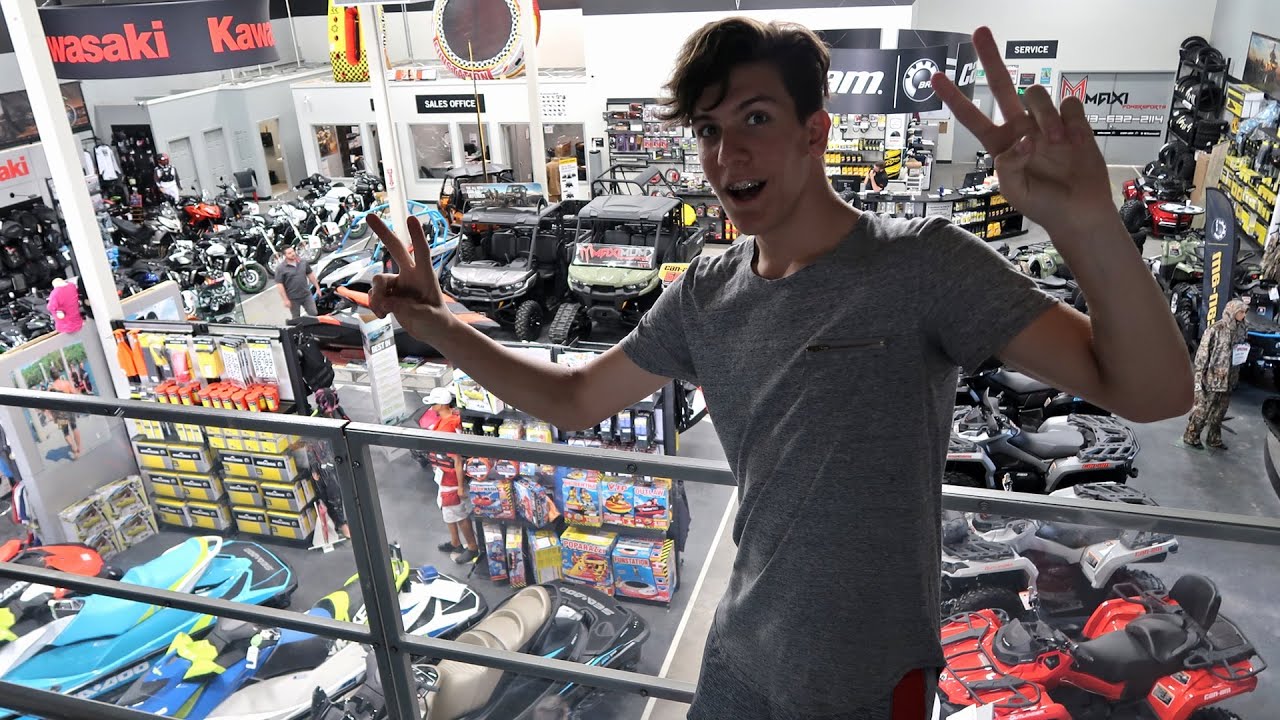 world-s-greatest-toy-store-youtube